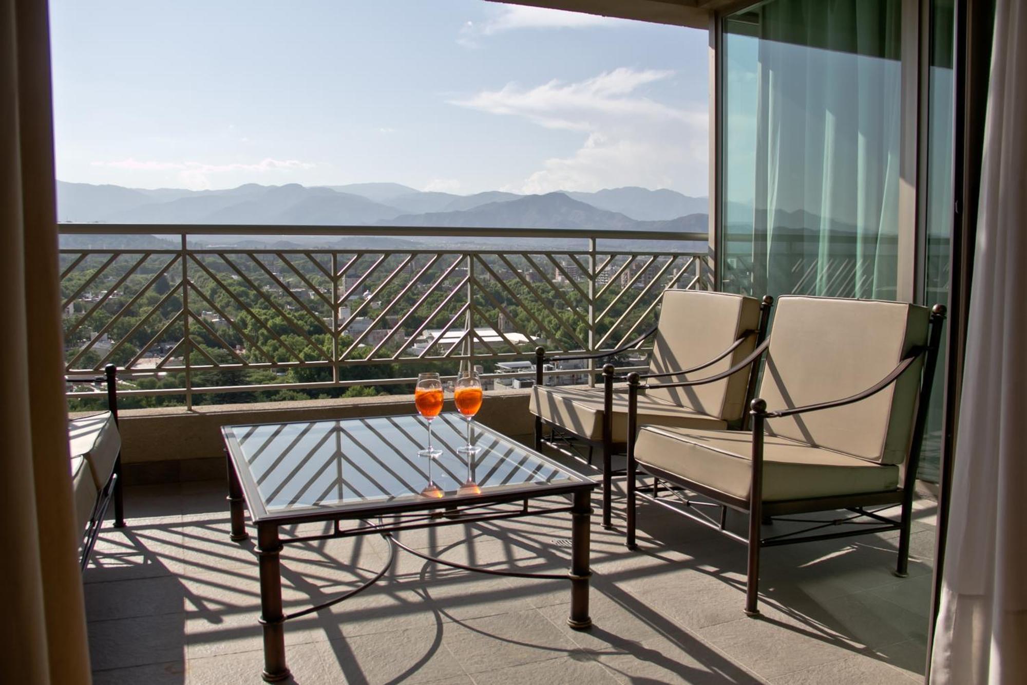 Amerian Executive Mendoza Hotel Экстерьер фото