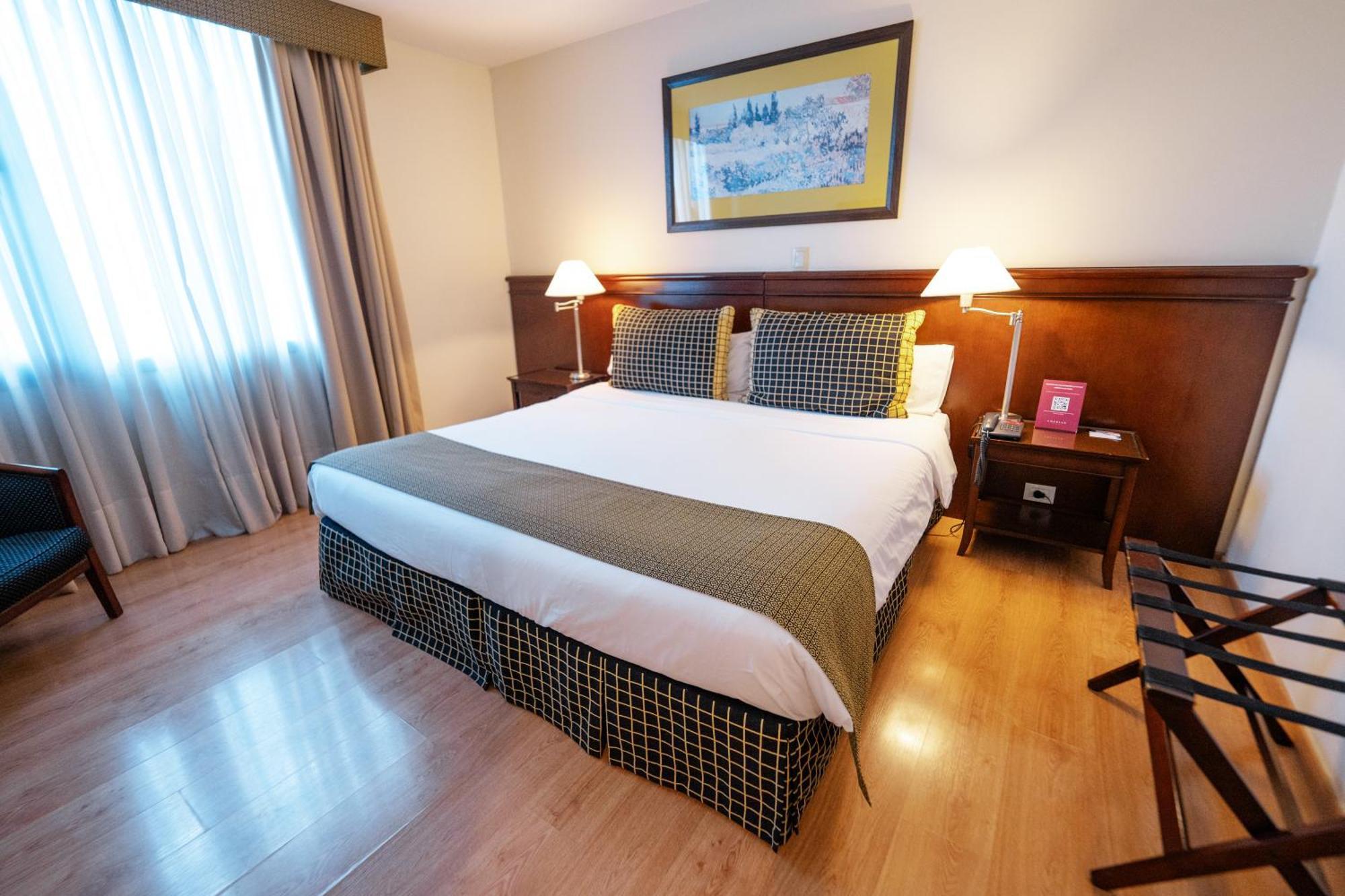 Amerian Executive Mendoza Hotel Экстерьер фото