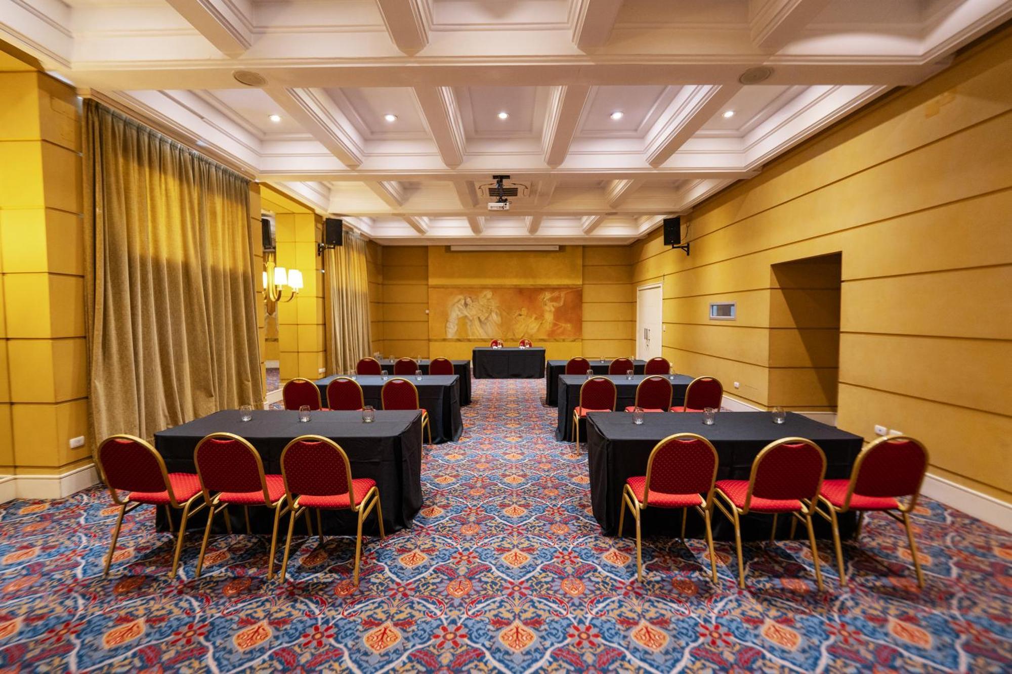 Amerian Executive Mendoza Hotel Экстерьер фото